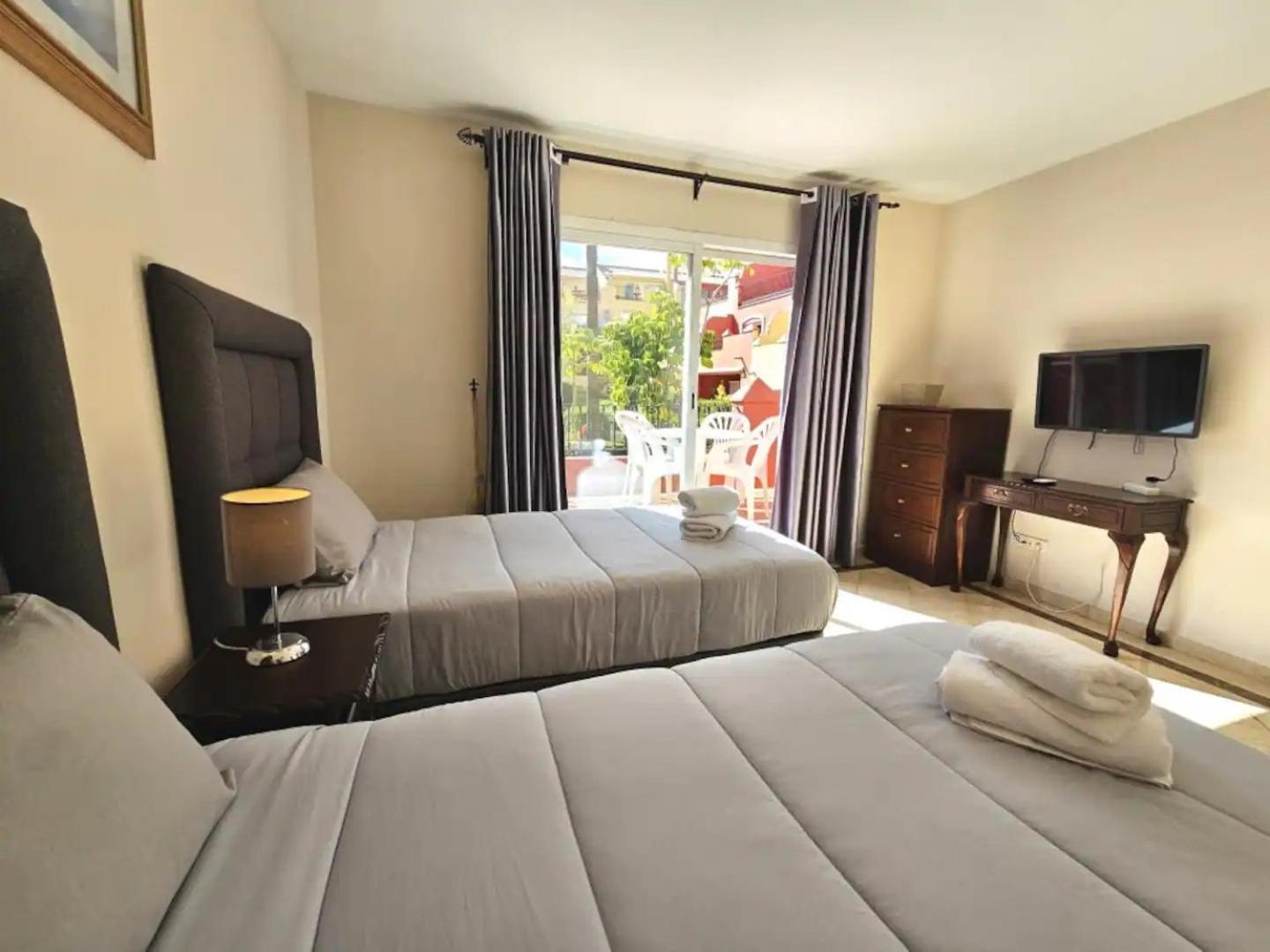 Pass The Keys Amplia Casa En Zona Ideal *