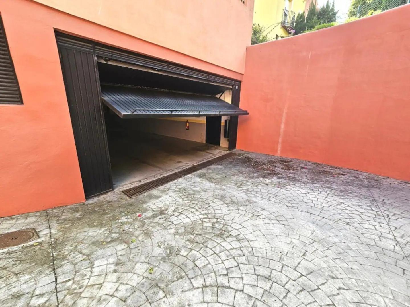 Pass The Keys Amplia Casa En Zona Ideal Holiday home Marbella